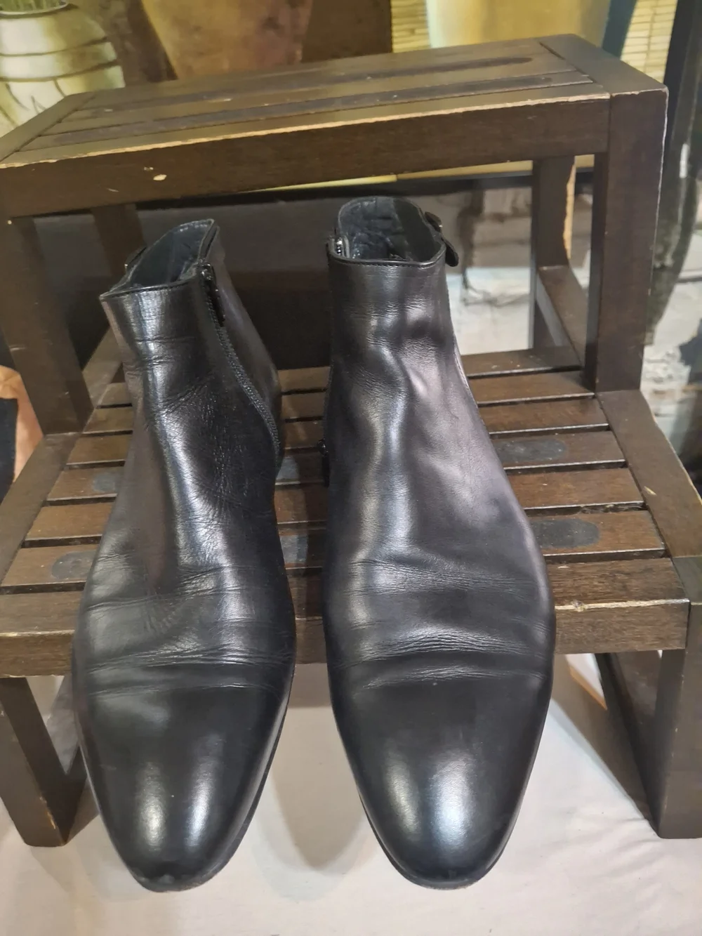 Men's Black Leather Chukka Boots - Sleek Slip-On Style